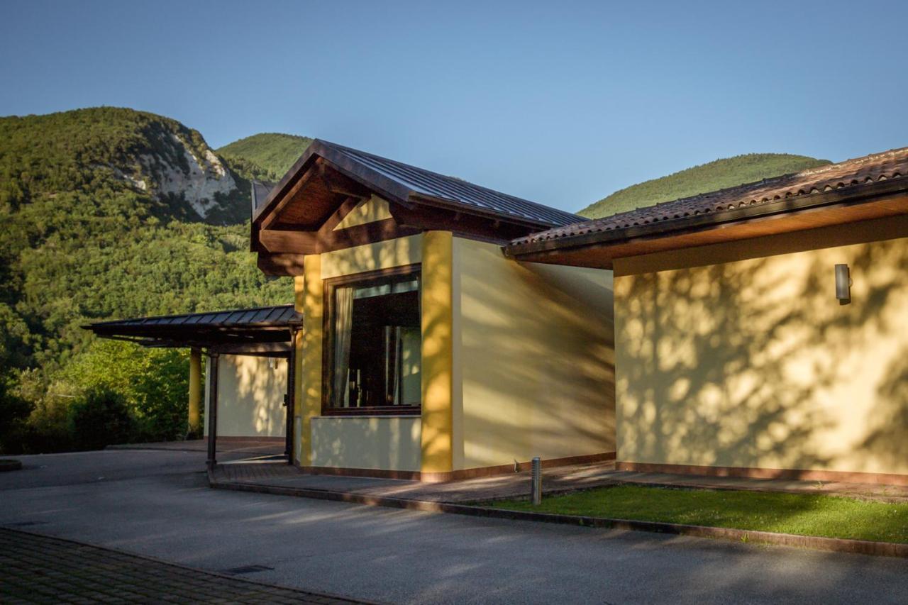 Hotel Le Grotte Genga (Ancona)